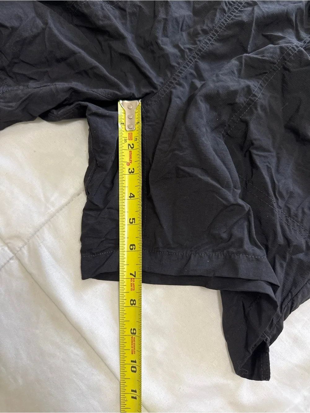 North Face Black Elastic Waist Drawstring Men’s Shorts with Zipper Pocket Size L